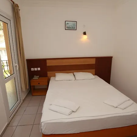 ホテル The Tower 3*