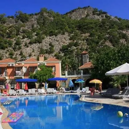 The Tower Hotel 3*