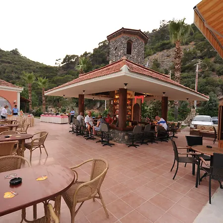 The Tower Ολουντενίζ