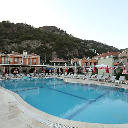 The Tower 3* Ολουντενίζ