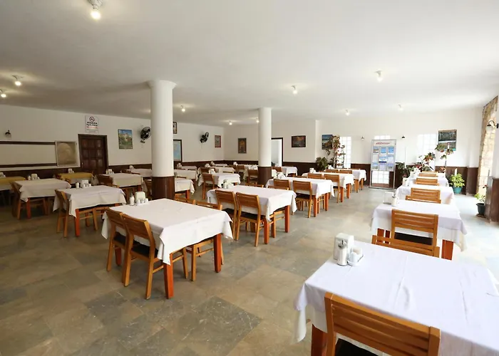The Tower Hotel 3*